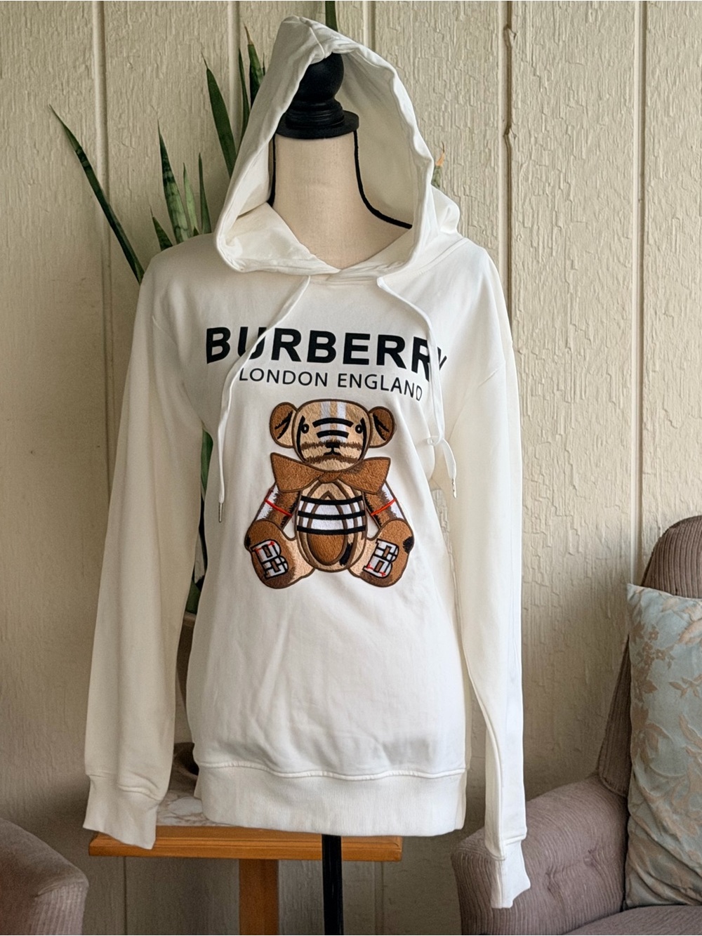 Burberry Hoodie💝💝💝